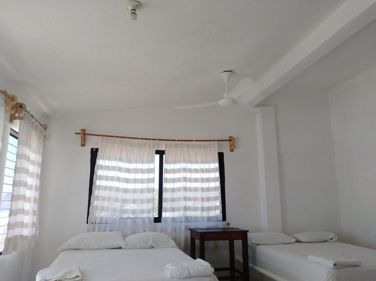 Hotel Neptuno Zipolite Bagian luar foto