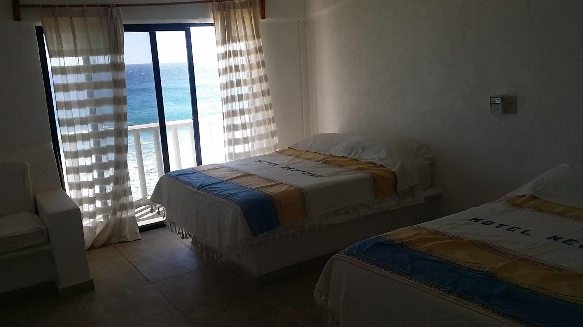 Hotel Neptuno Zipolite Bagian luar foto