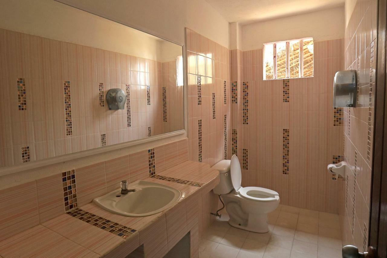 Hotel Neptuno Zipolite Bagian luar foto